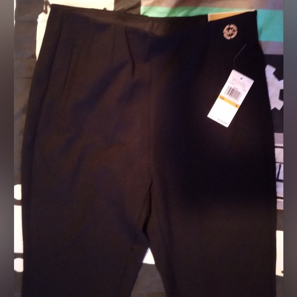 Michael Kors Straight Ankle Pull On Pants - Picture 6 of 6